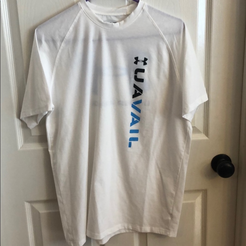 Vail Under Armour heat gear loose fitted T-shirt